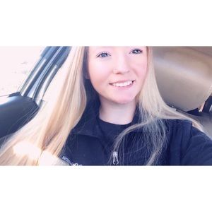 Meet your Posher, Anna